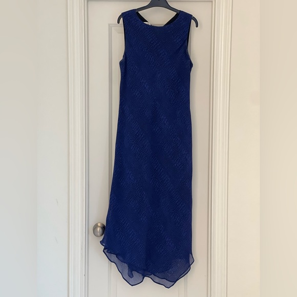 Womens dress - Picture 2 of 2